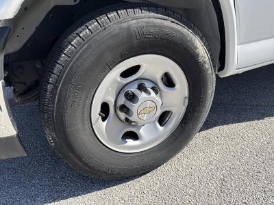 2025 Chevrolet Express Cutaway 3500 1WT