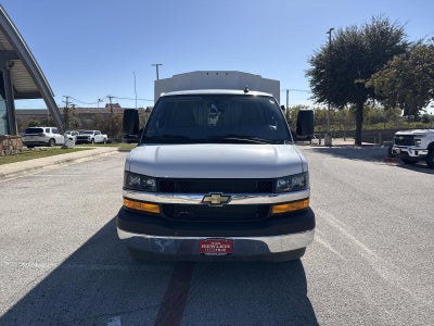 2025 Chevrolet Express Cutaway 3500 1WT