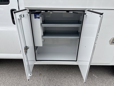 2025 Chevrolet Express Cutaway 3500 1WT