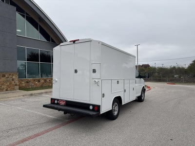 2025 Chevrolet Express Cutaway 3500 1WT