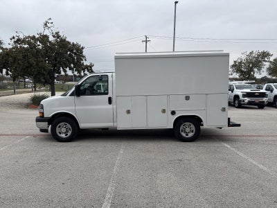 2025 Chevrolet Express Cutaway 3500 1WT