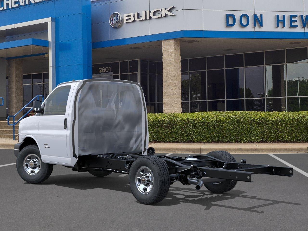 2025 Chevrolet Express Cutaway 3500 1WT
