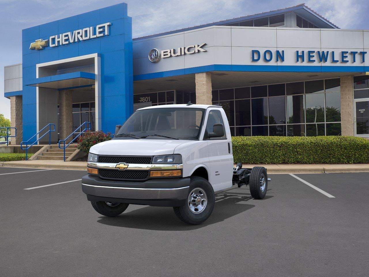 2025 Chevrolet Express Cutaway 3500 1WT