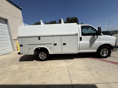 2021 Chevrolet Express Cutaway 3500 Work Van
