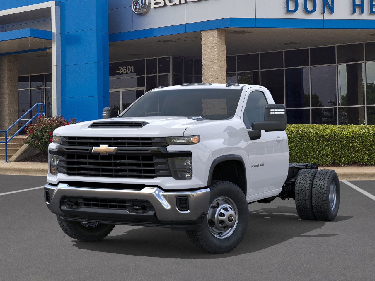 2025 Chevrolet Silverado 3500 HD Chassis Cab Work Truck