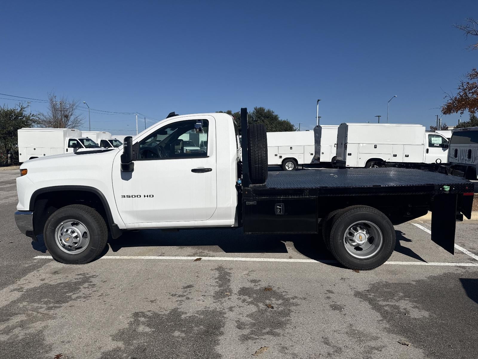 2025 Chevrolet Silverado 3500 HD Chassis Cab Work Truck
