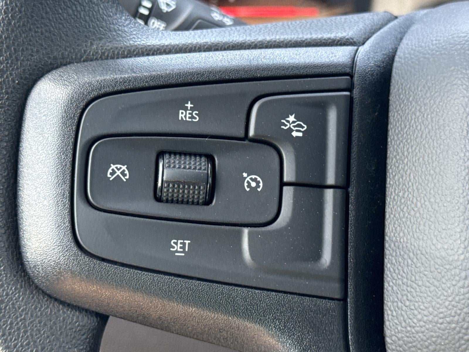 2025 Chevrolet Silverado 3500 HD WT DRW