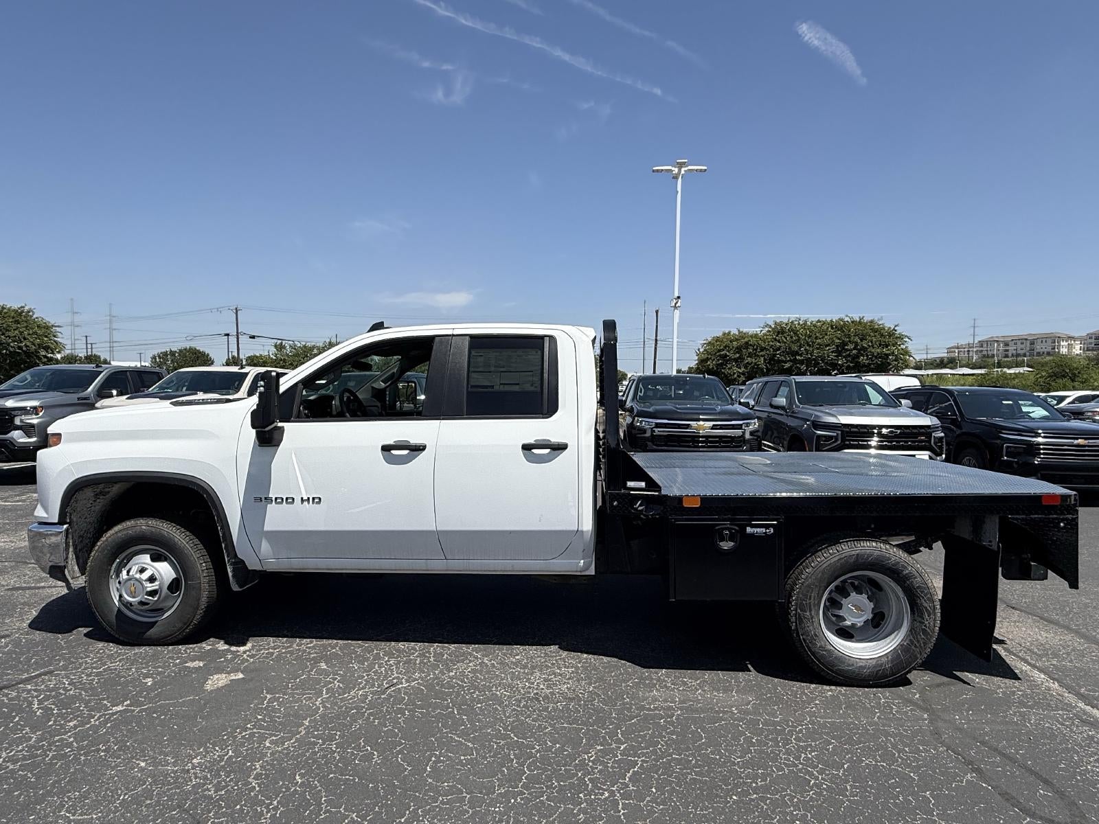 2025 Chevrolet Silverado 3500 HD WT DRW