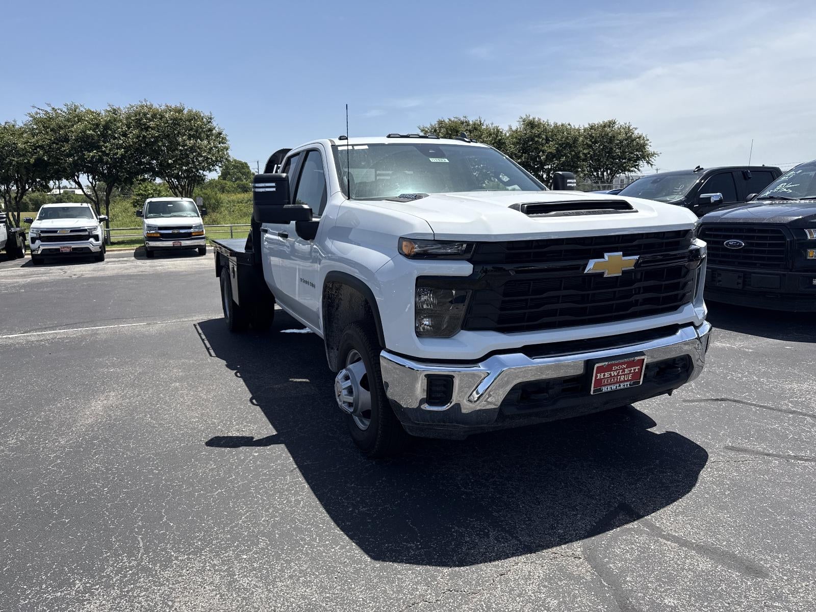 2025 Chevrolet Silverado 3500 HD WT DRW