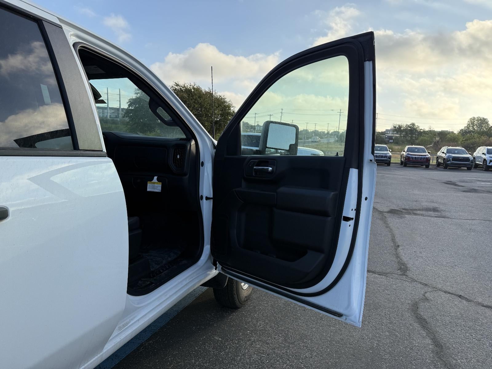 2025 Chevrolet Silverado 3500 HD WT DRW
