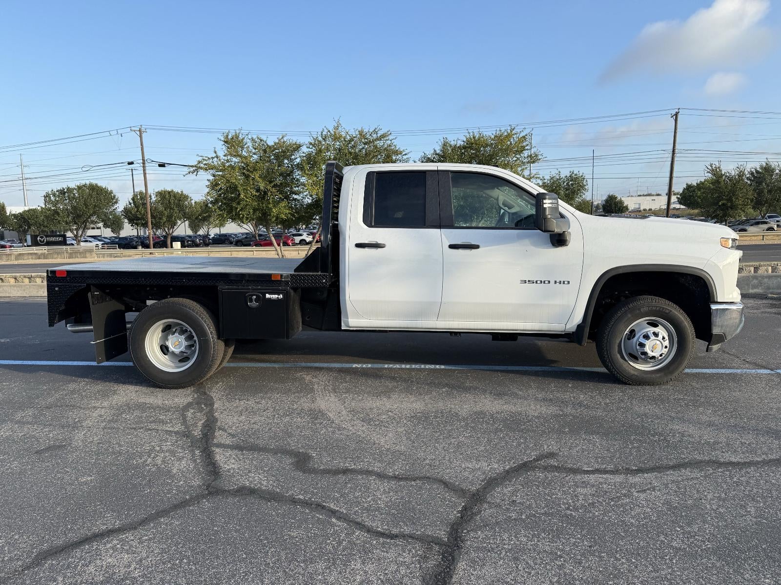 2025 Chevrolet Silverado 3500 HD WT DRW