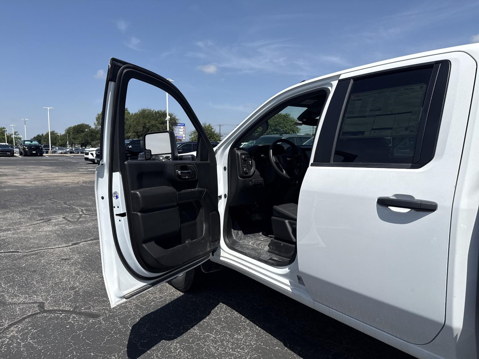 2025 Chevrolet Silverado 3500 HD WT DRW