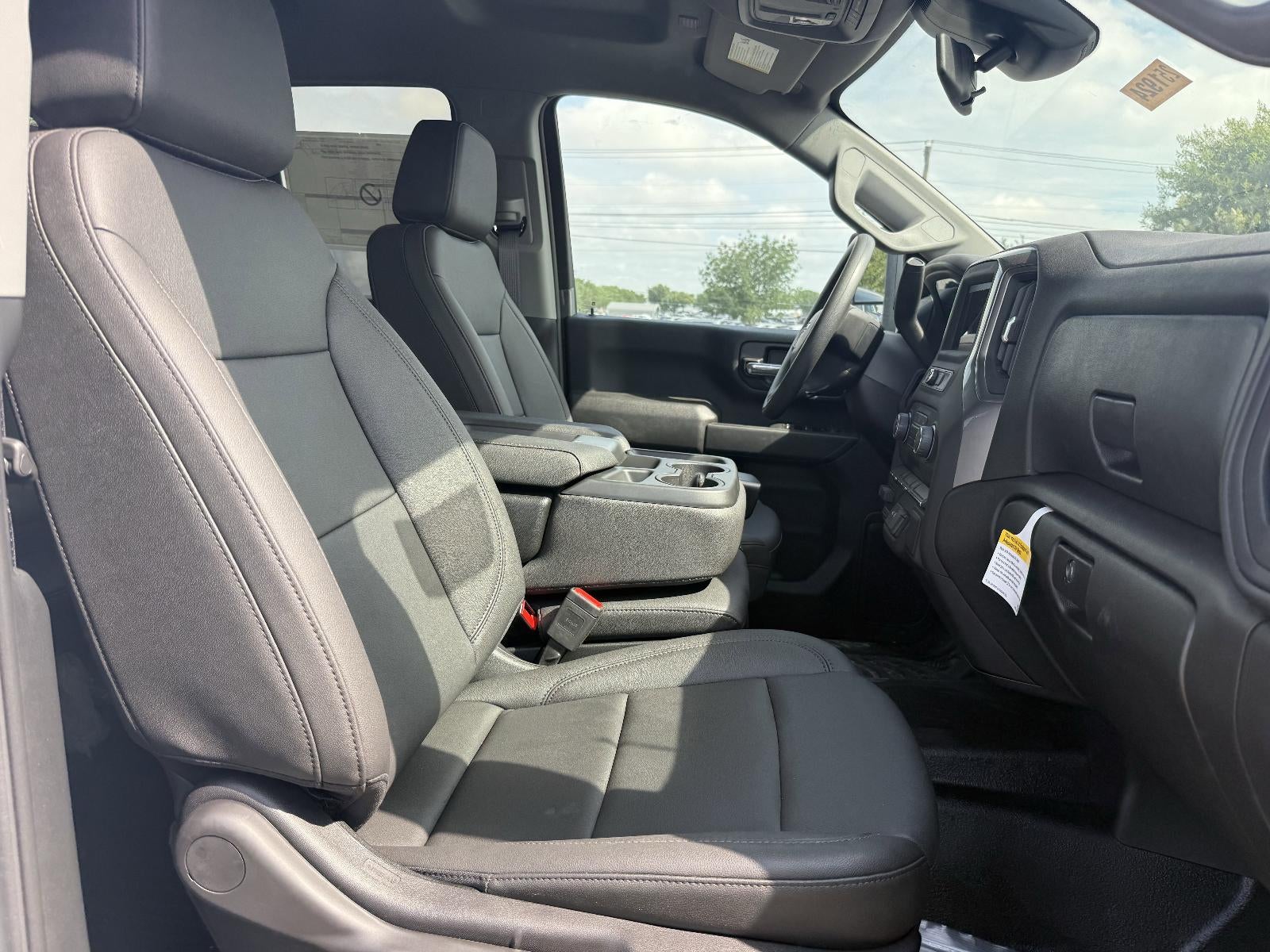 2025 Chevrolet Silverado 3500 HD WT DRW