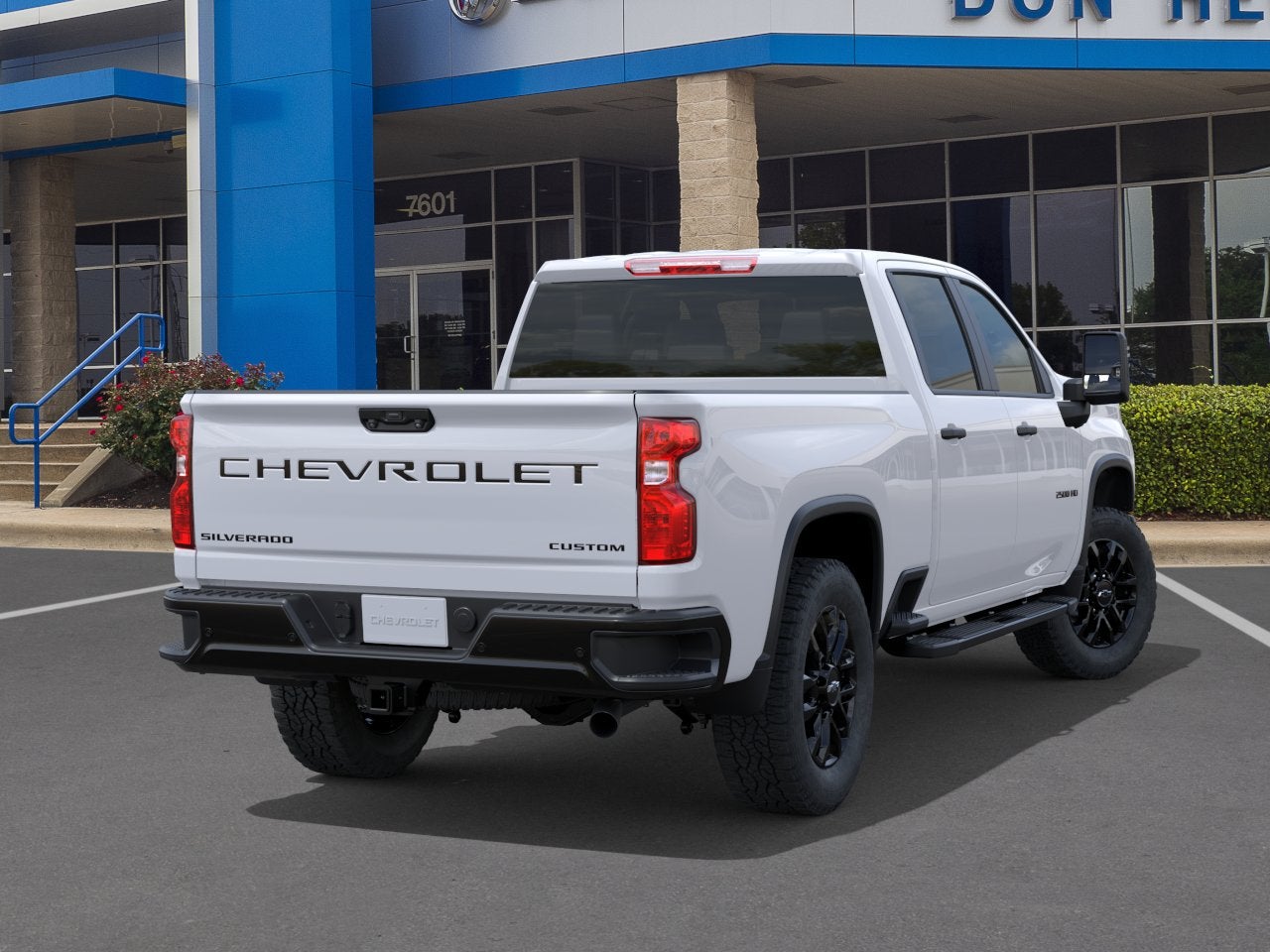2026 Chevrolet Silverado 2500 HD Custom