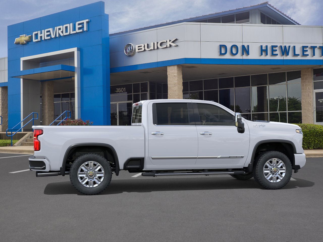 Learn About This 2026 Summit White Chevrolet High Country Silverado ...