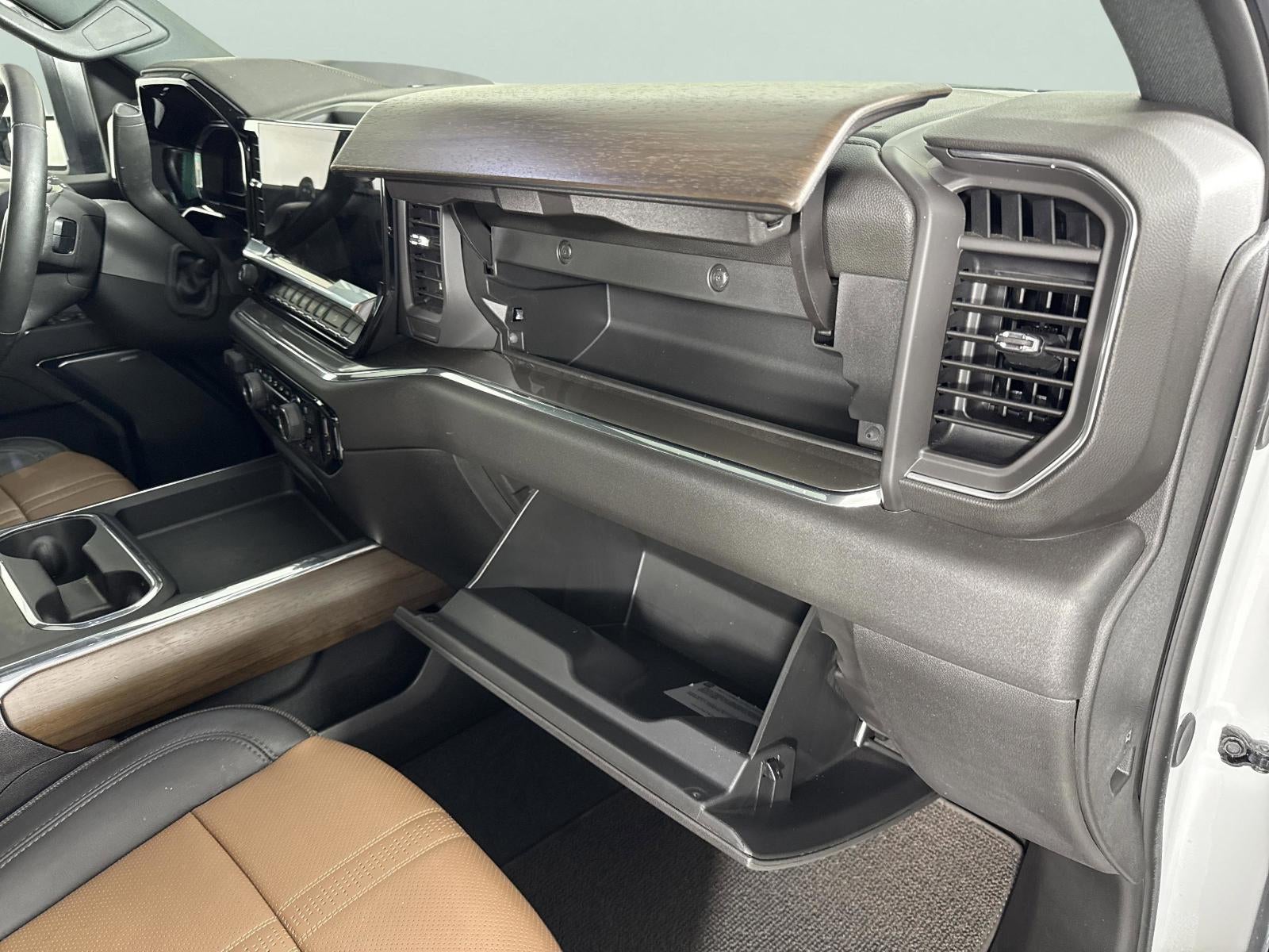 2024 Chevrolet Silverado 3500 HD High Country