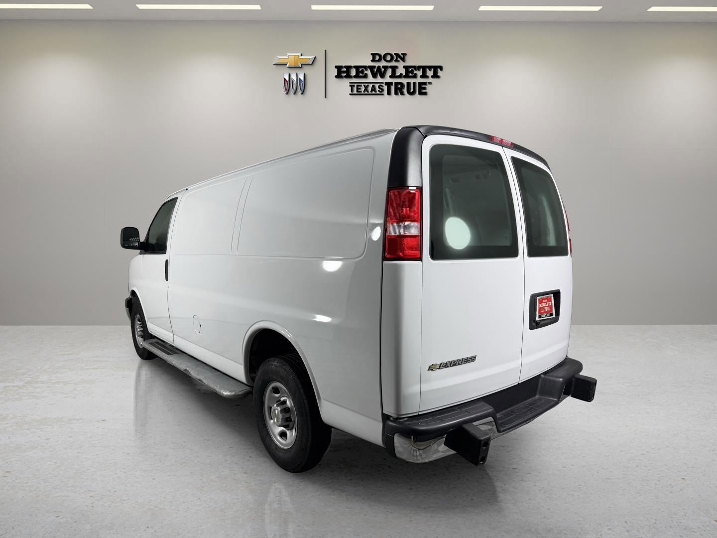 2024 Chevrolet Express Cargo 2500 WT