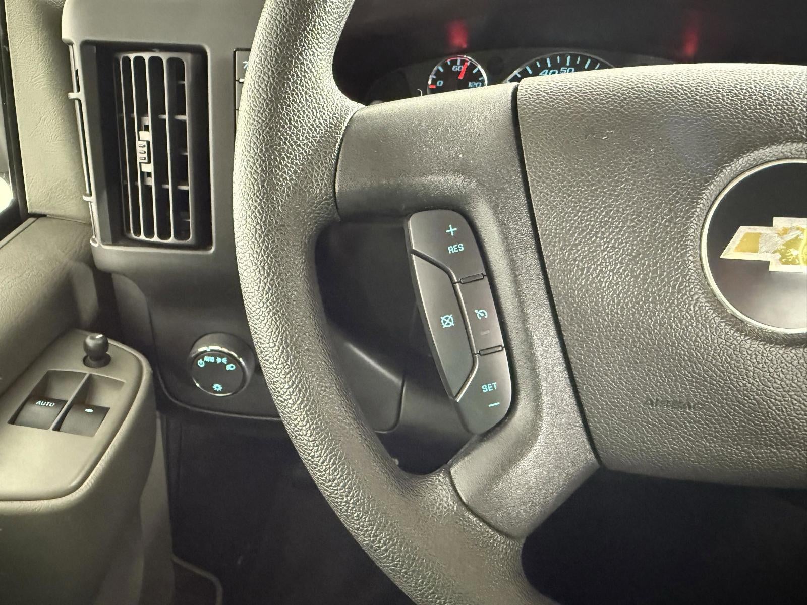 2024 Chevrolet Express Cargo 2500 WT