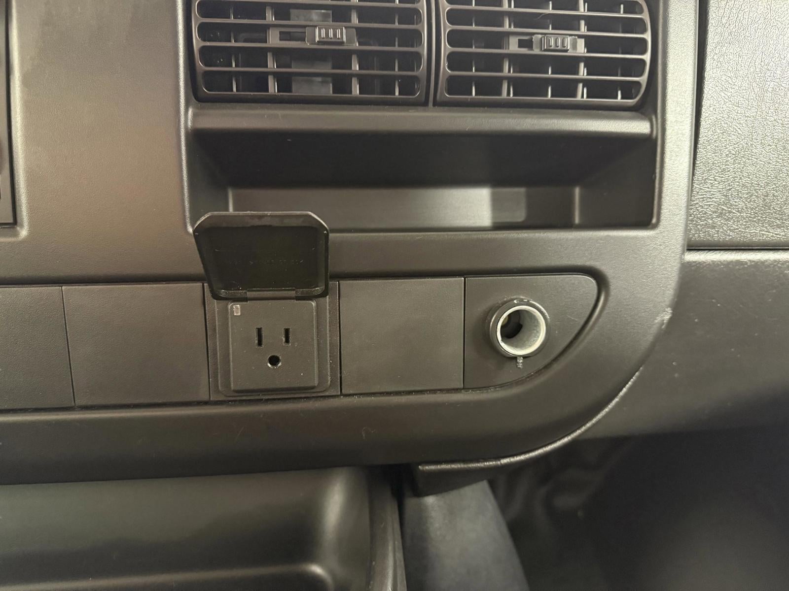 2024 Chevrolet Express Cargo 2500 WT