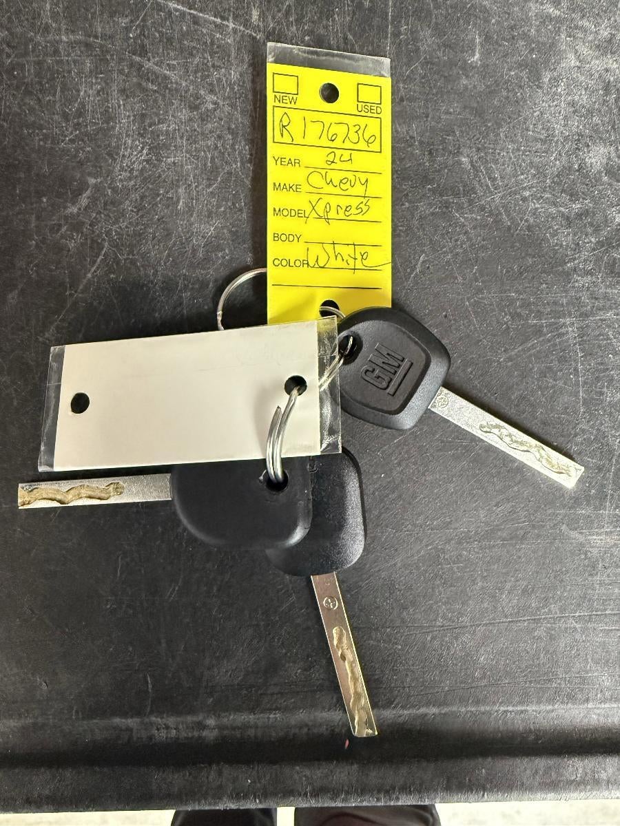 2024 Chevrolet Express Cargo 2500 WT