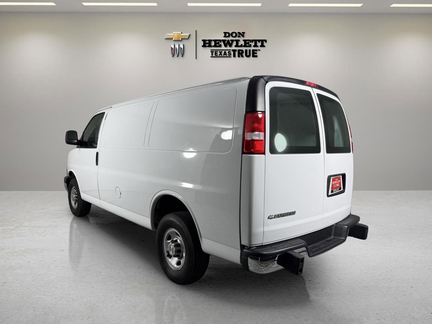 2024 Chevrolet Express Cargo 2500 WT