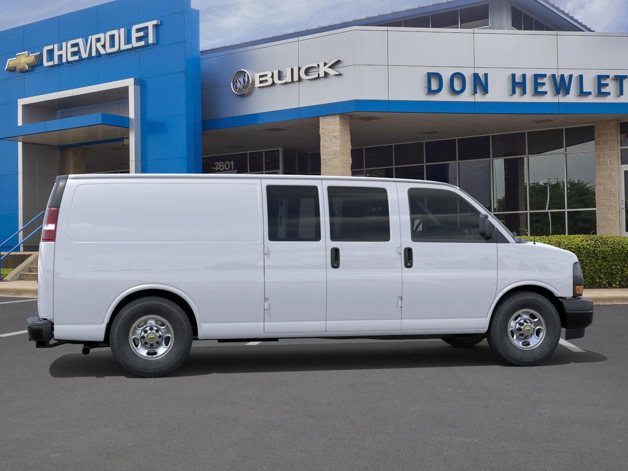 2025 Chevrolet Express Cargo 3500 WT