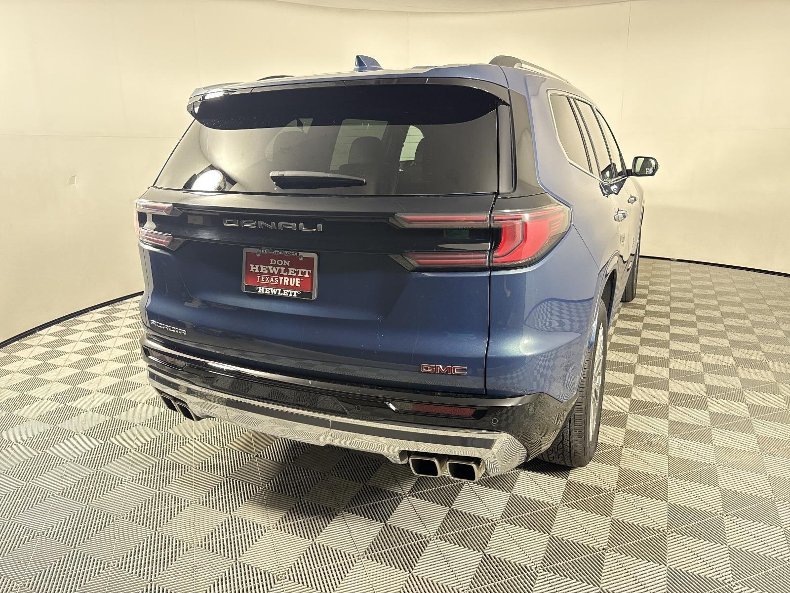 2025 GMC Acadia Denali
