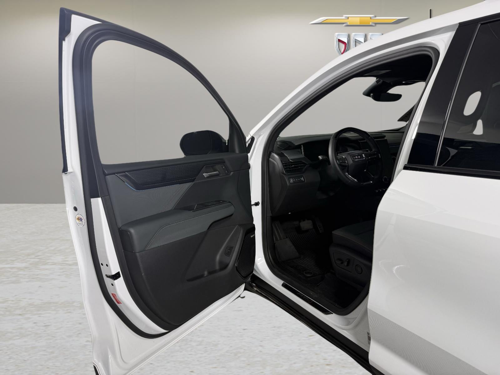 2024 GMC Acadia AT4
