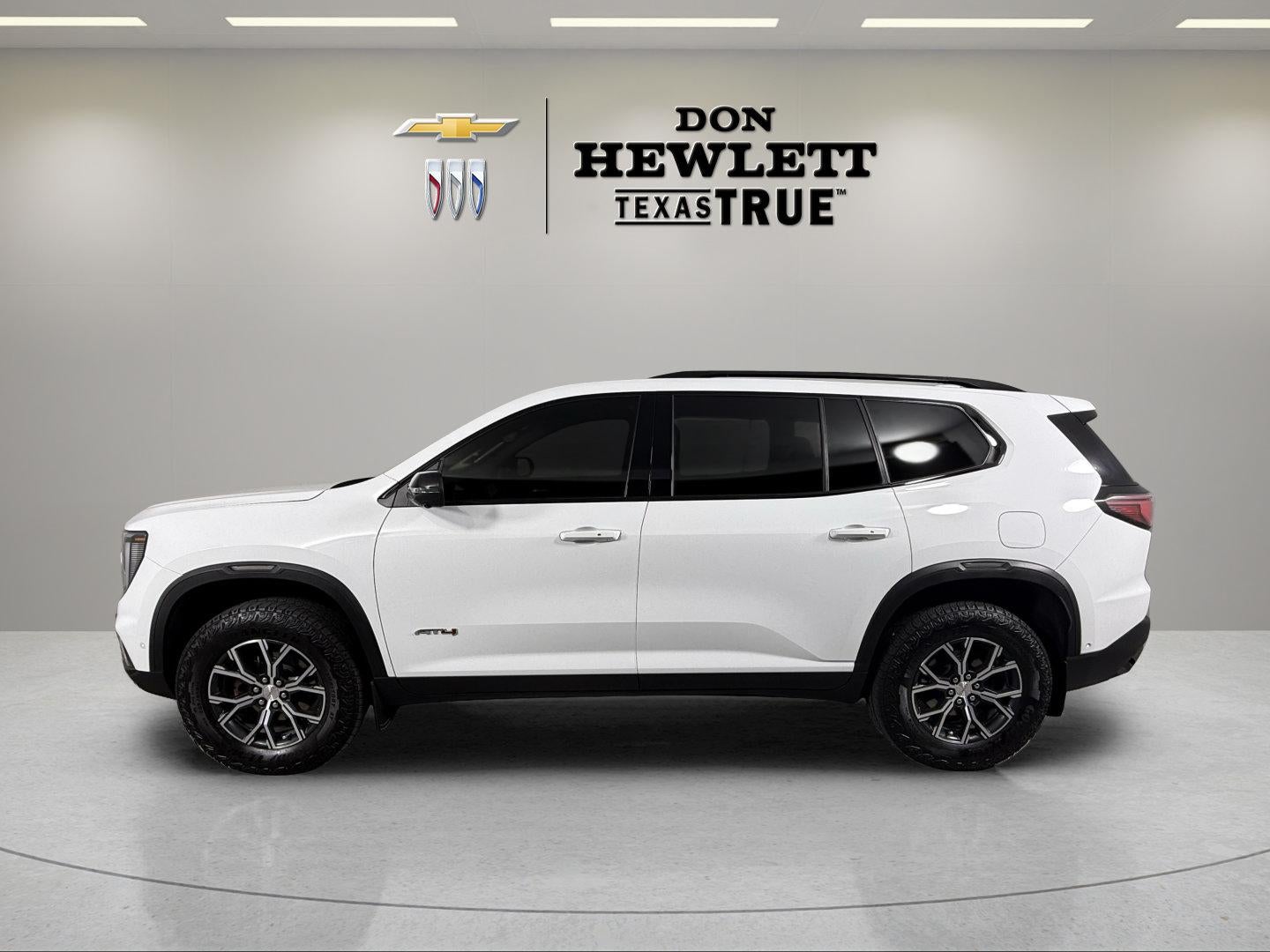 2024 GMC Acadia AT4