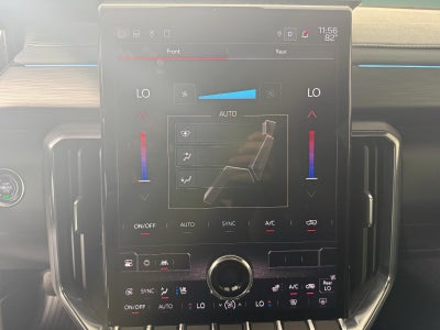 2024 GMC Acadia AT4