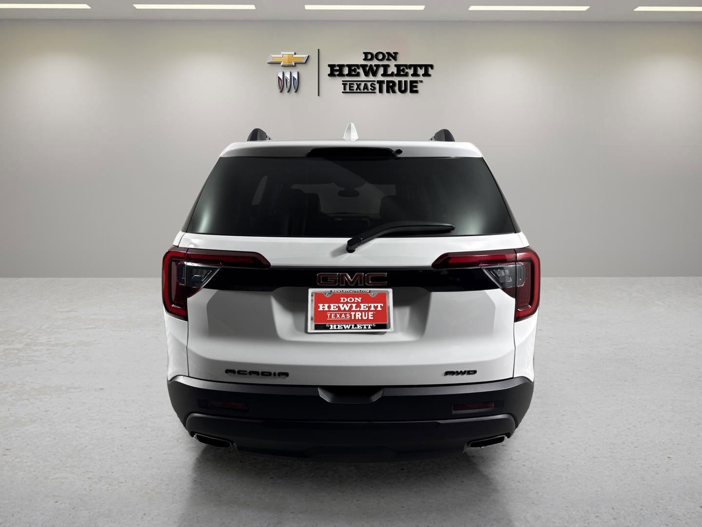 2023 GMC Acadia SLT