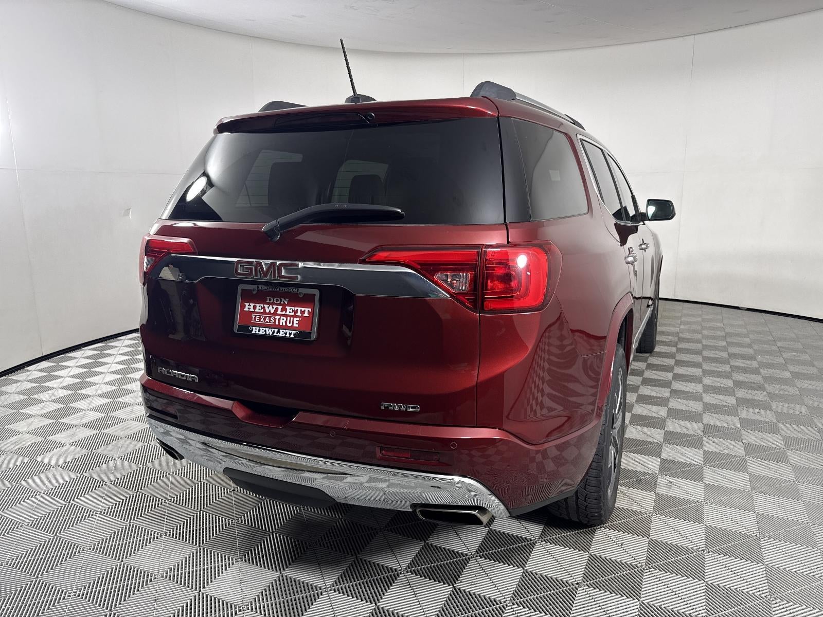 2017 GMC Acadia Denali