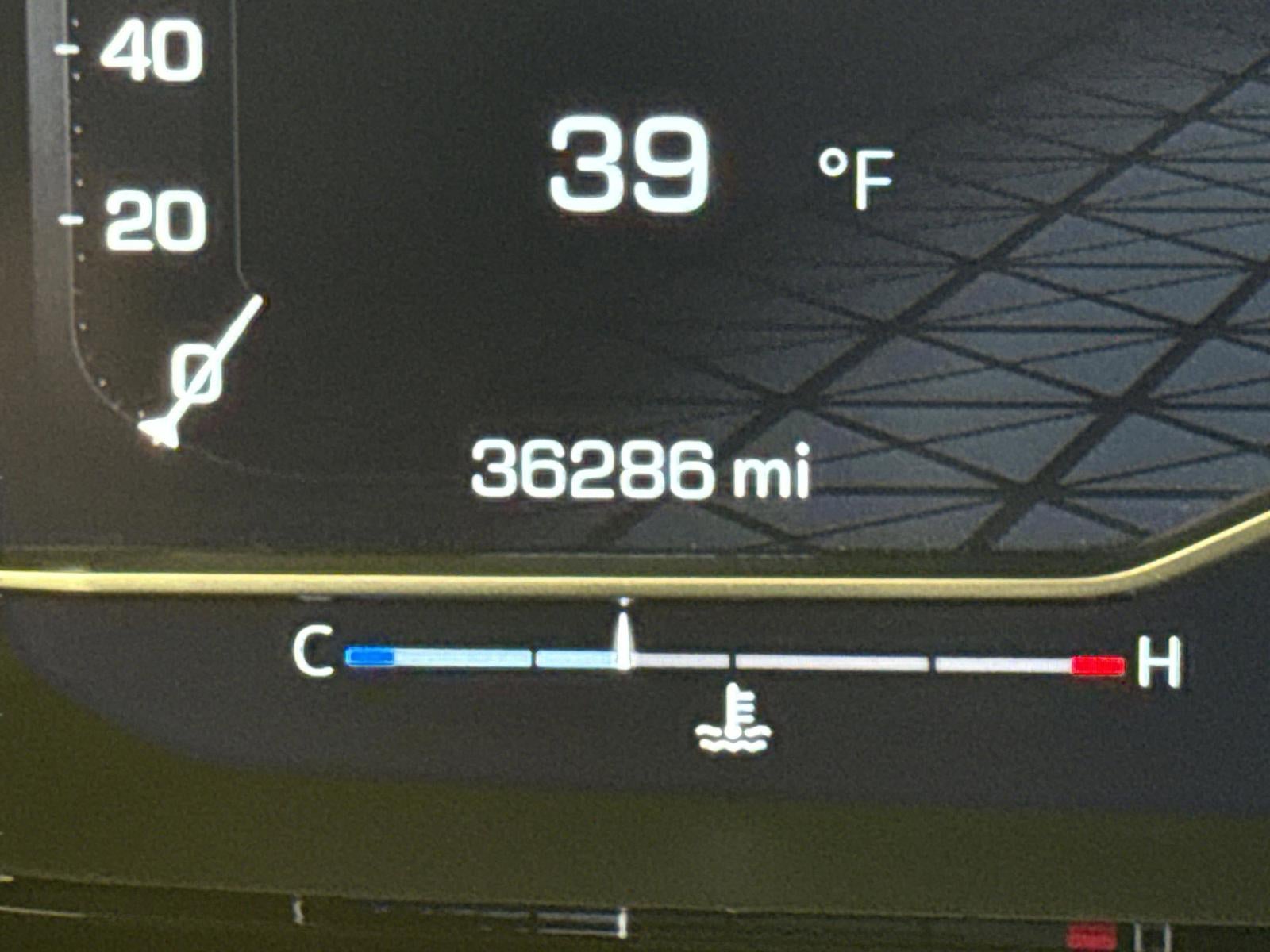 2023 GMC Yukon XL Denali Ultimate