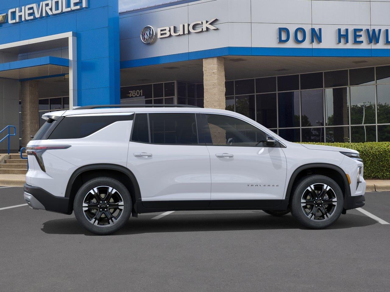 2027 Chevrolet Traverse LT