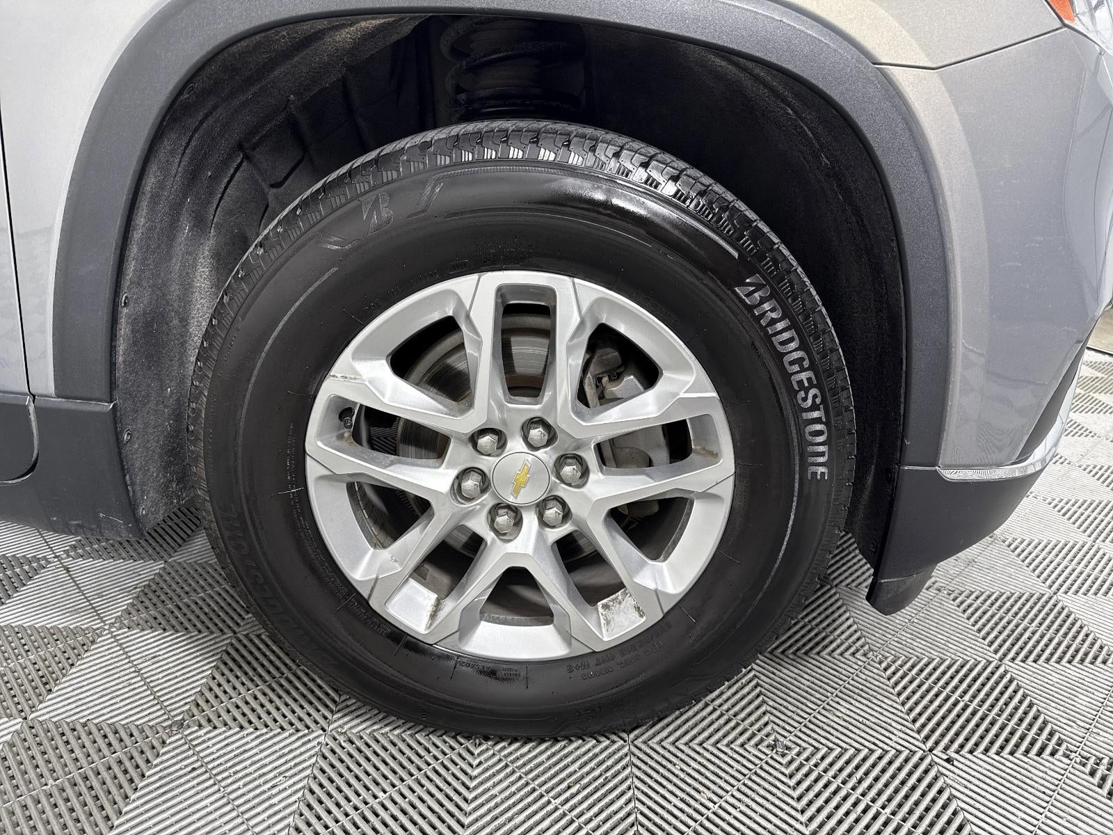 2018 Chevrolet Traverse LT Cloth