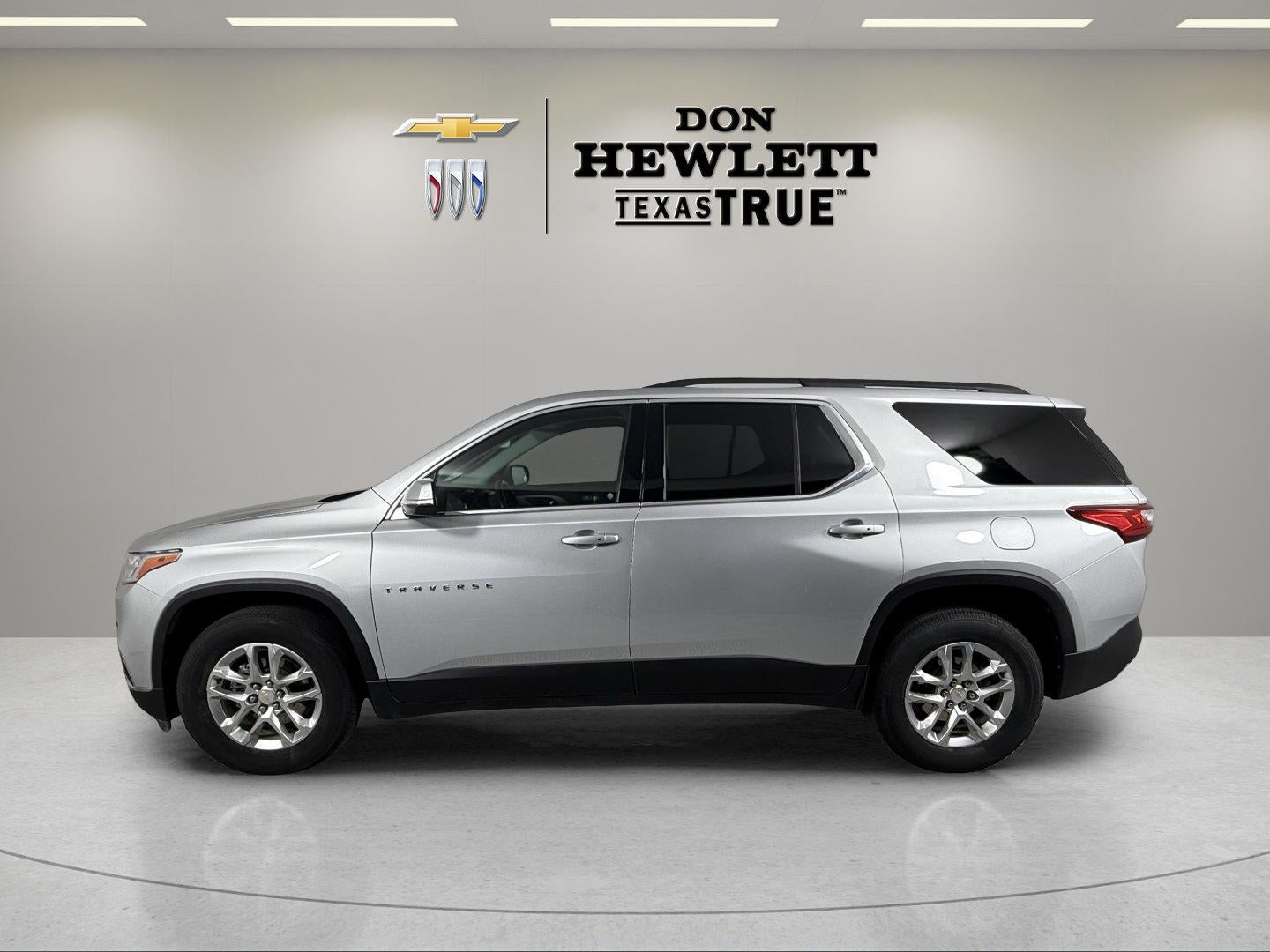 2020 Chevrolet Traverse LT Cloth