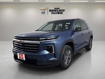 2025 Chevrolet Traverse LT