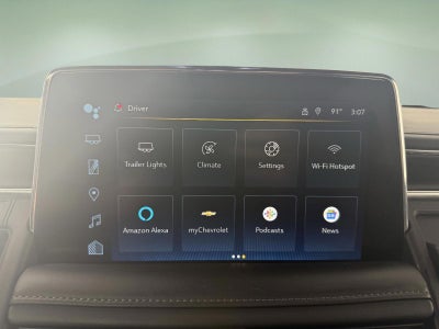 2024 Chevrolet Suburban LT