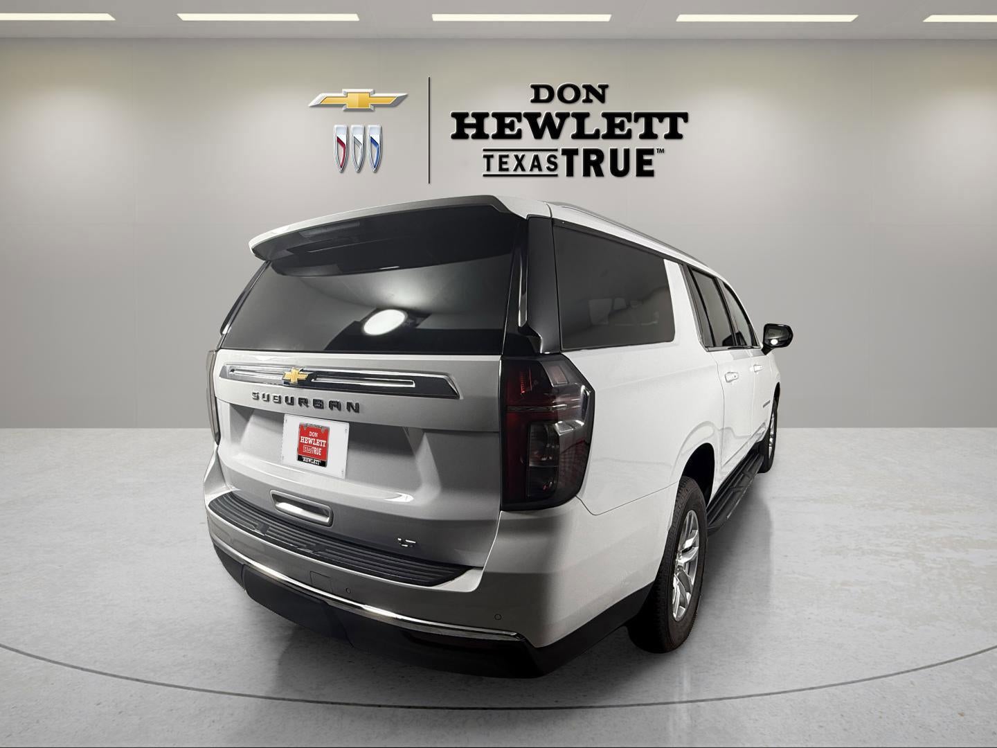 2024 Chevrolet Suburban LT
