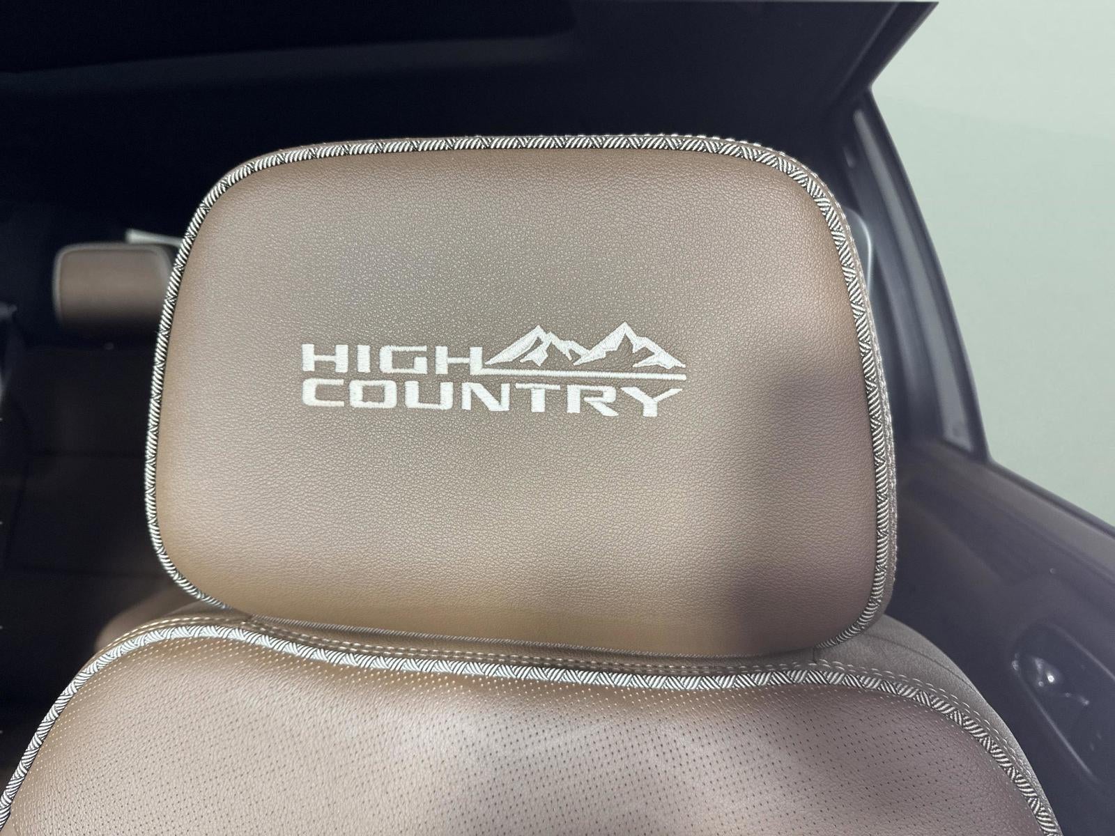 2023 Chevrolet Suburban High Country