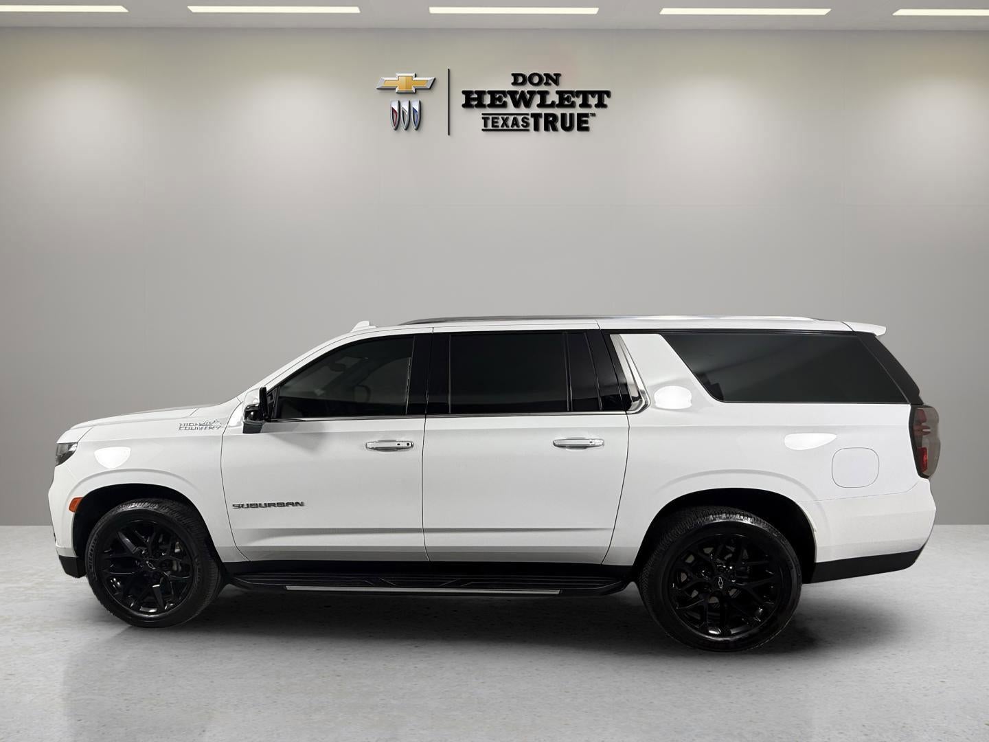 2023 Chevrolet Suburban High Country