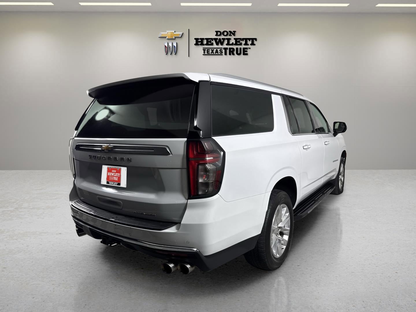 2023 Chevrolet Suburban Premier