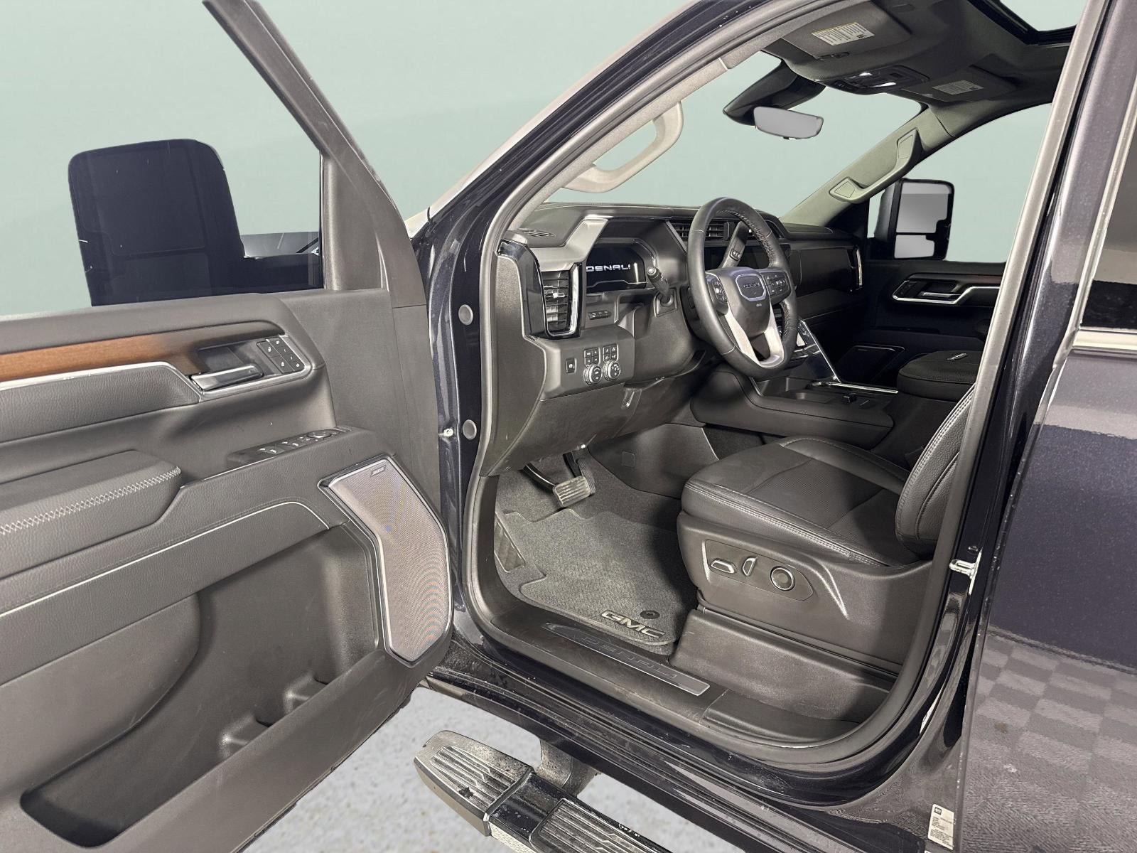 2025 GMC Sierra 2500 HD Denali