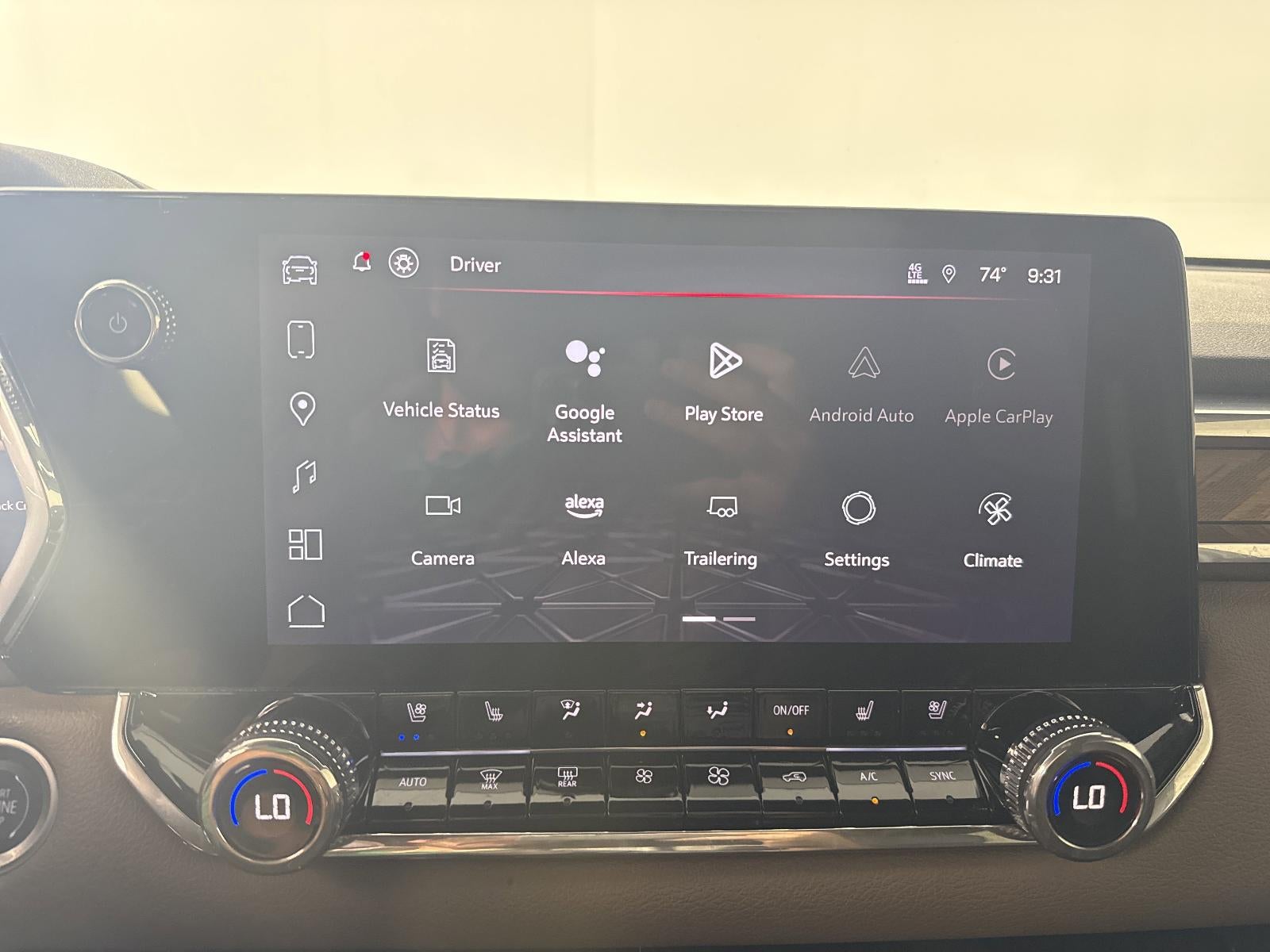 2024 GMC Canyon Denali