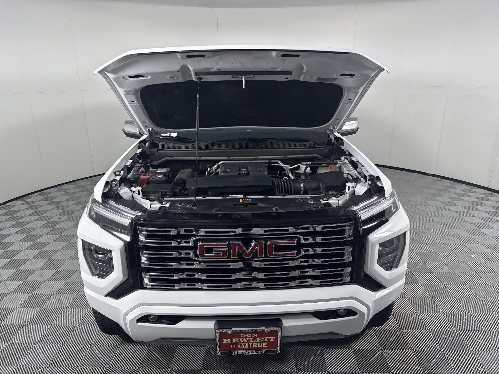 2024 GMC Canyon Denali