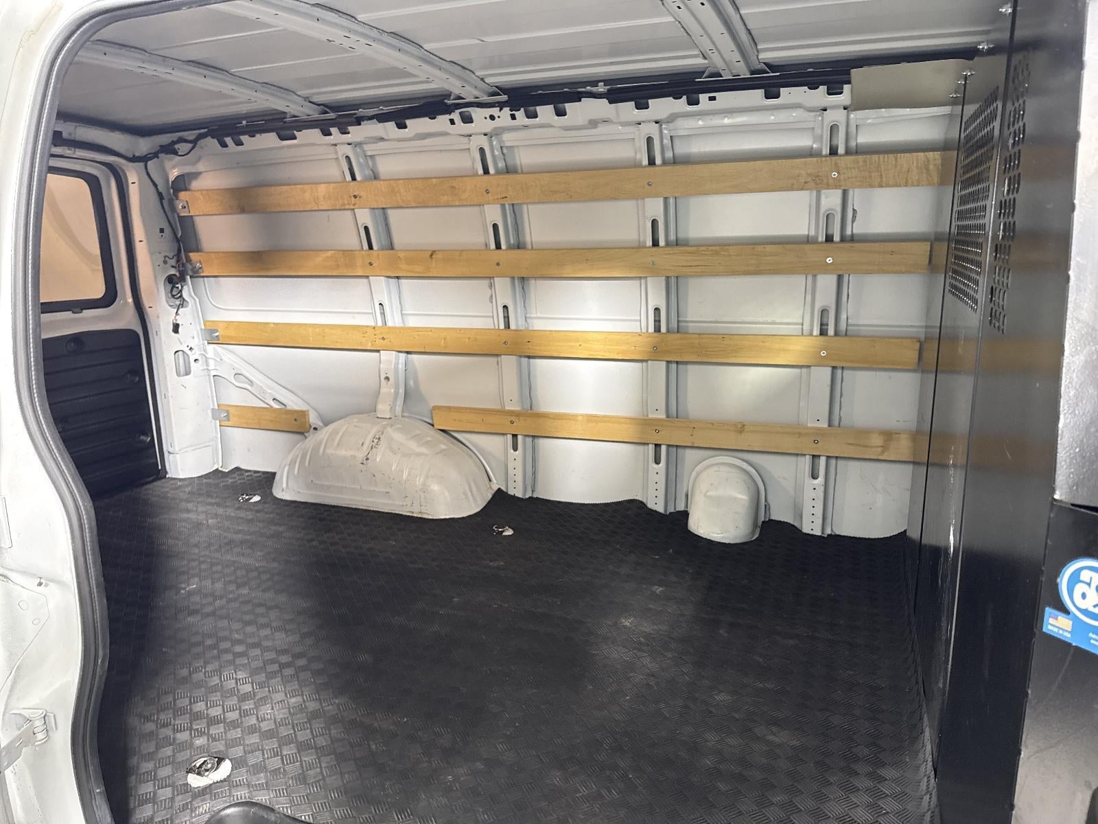 2024 GMC Savana Cargo 2500 Work Van