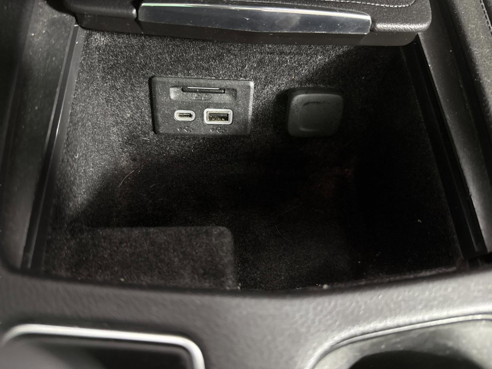 2019 Cadillac XT4 FWD Premium Luxury