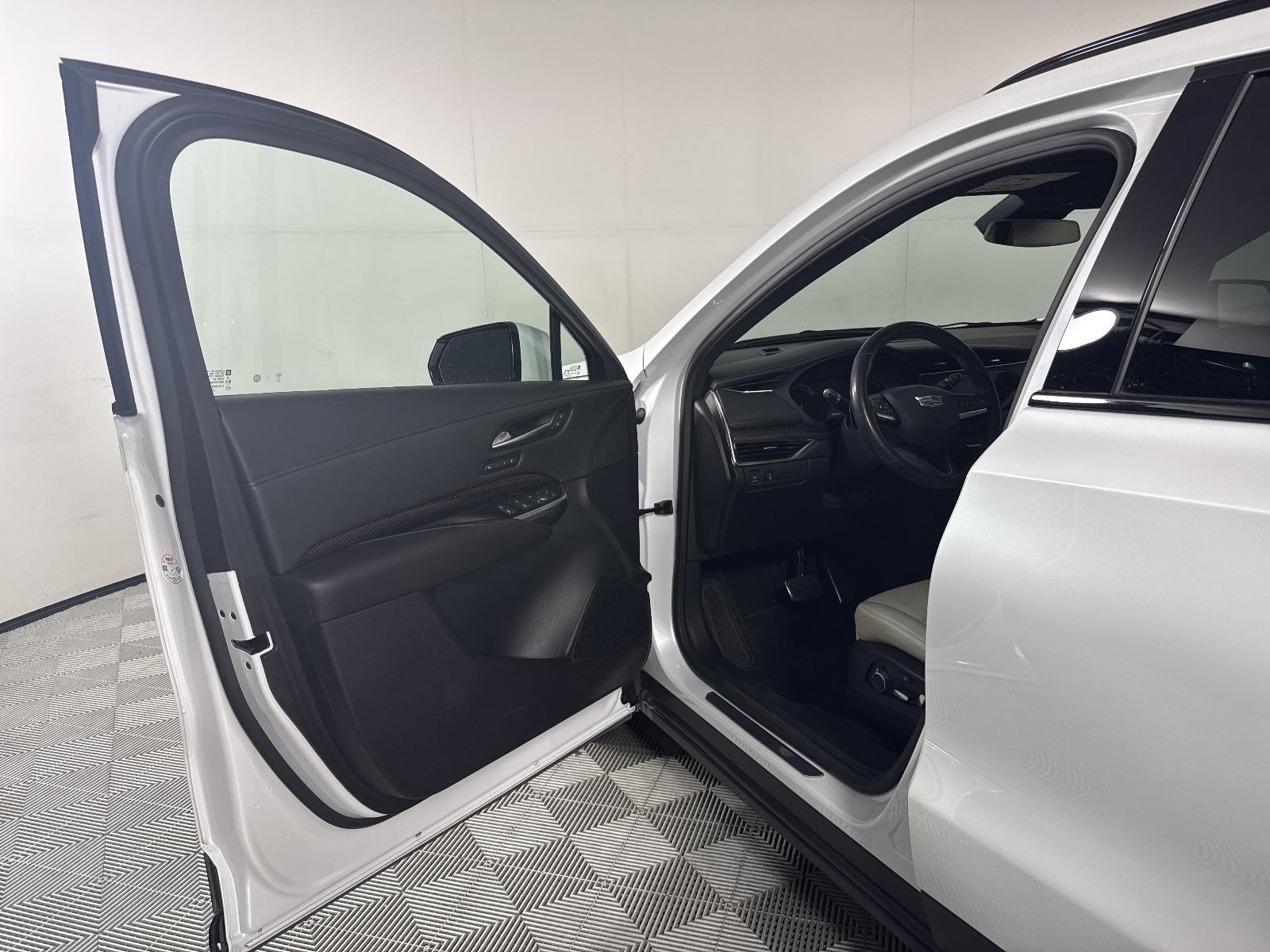 2023 Cadillac XT4 FWD Sport