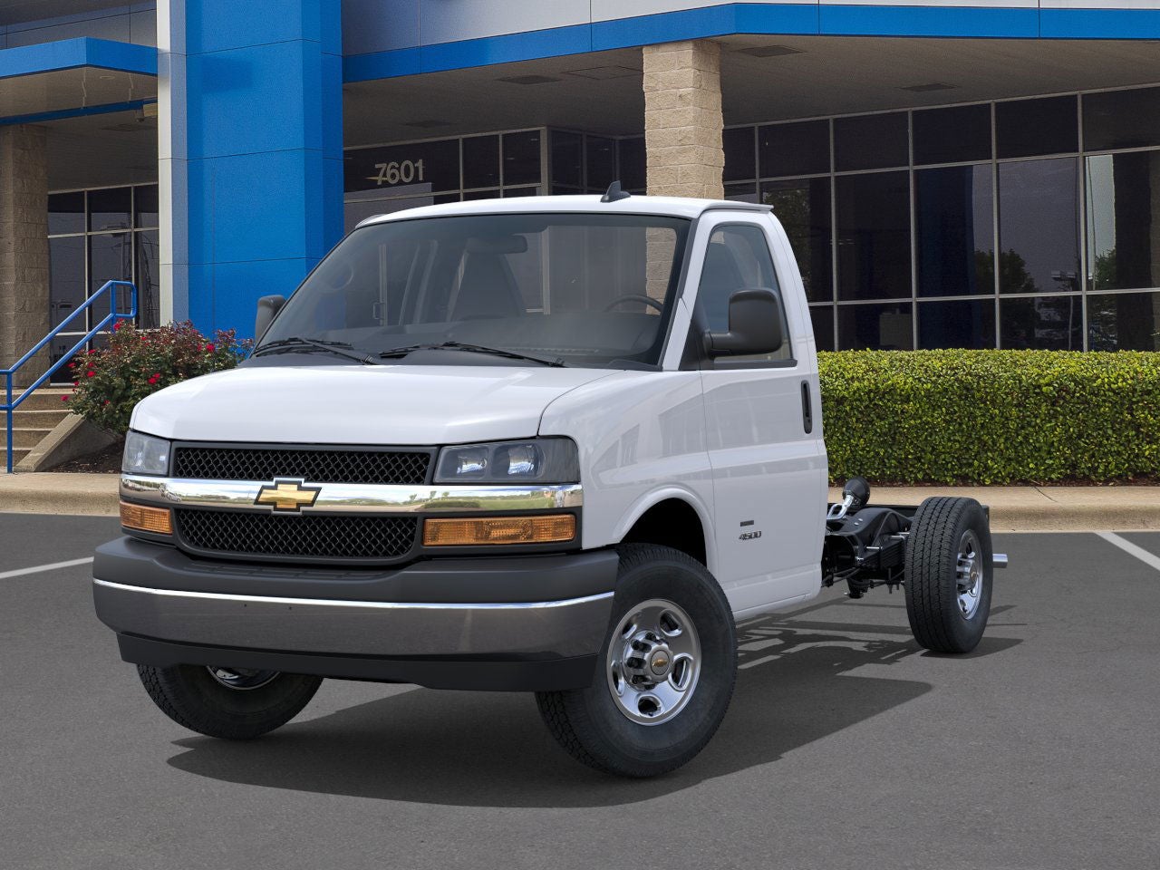 2025 Chevrolet Express Cutaway 3500 1WT