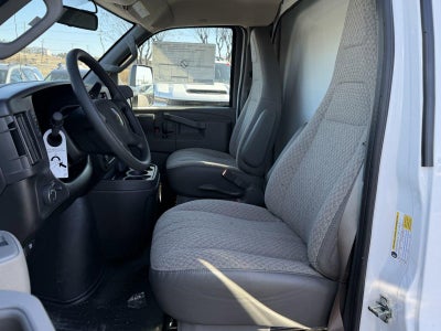 2024 Chevrolet Express Cutaway 3500 1WT